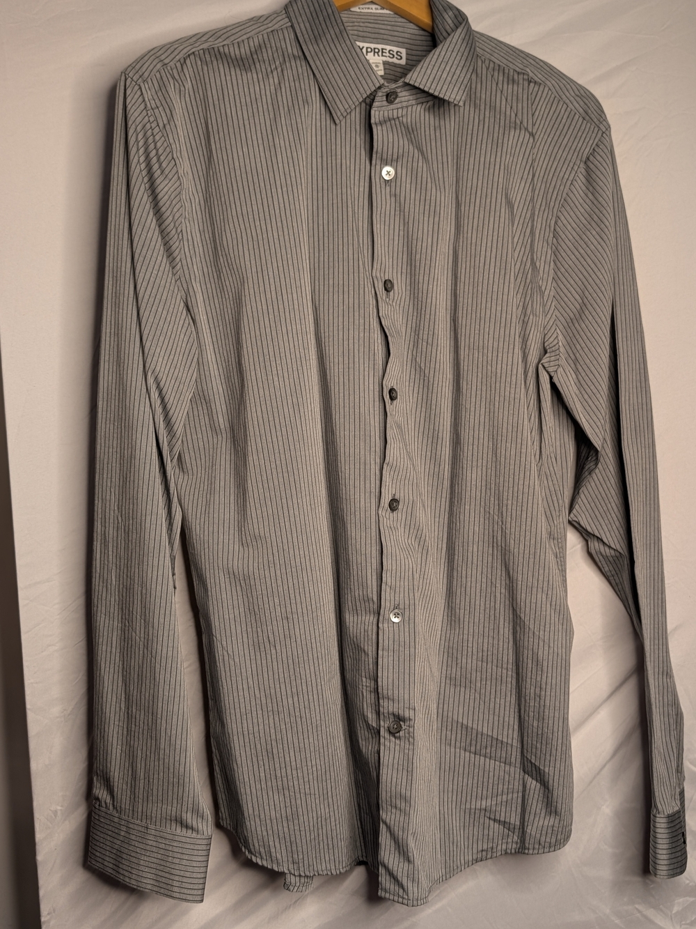 Express Men’s XL 17-17.5 Extra Slim Fit Gray Pinstripe Dress Shirt